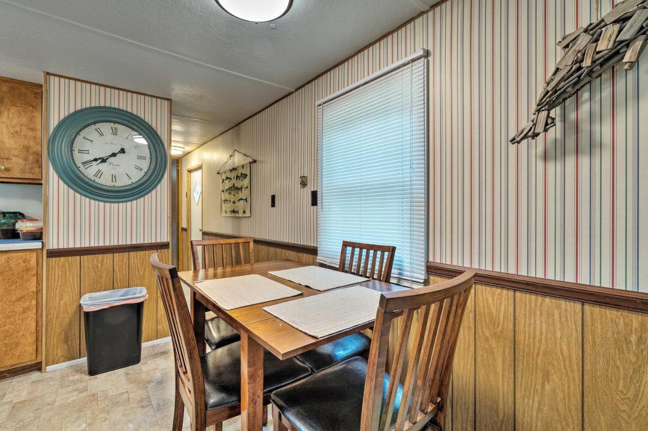 Cabin With Fire Pit, Walk To Steinhatchee River! Exterior photo